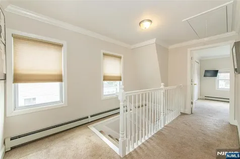 16 Chestnut Place Nutley NJ 07110