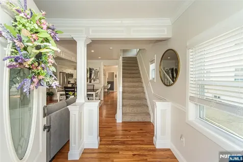 16 Chestnut Place Nutley NJ 07110