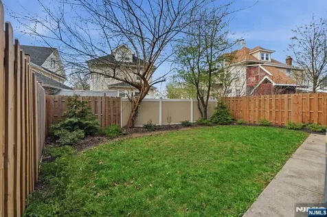 433 Linden Elizabeth NJ 07202