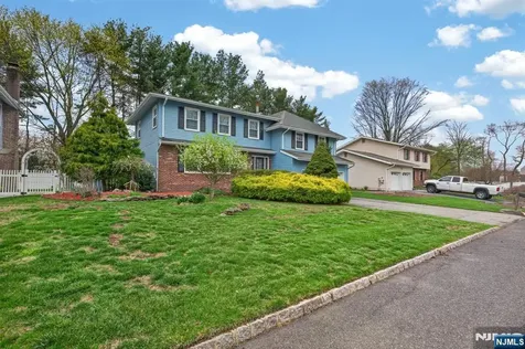 7 Chicopee Drive Wayne NJ 07470