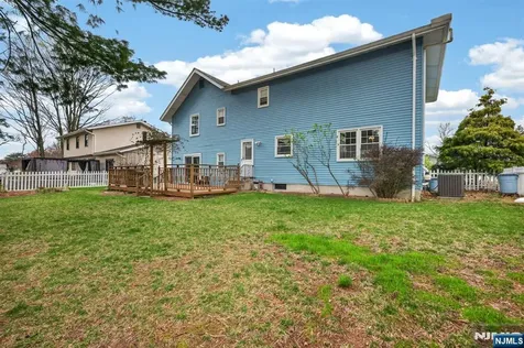 7 Chicopee Drive Wayne NJ 07470