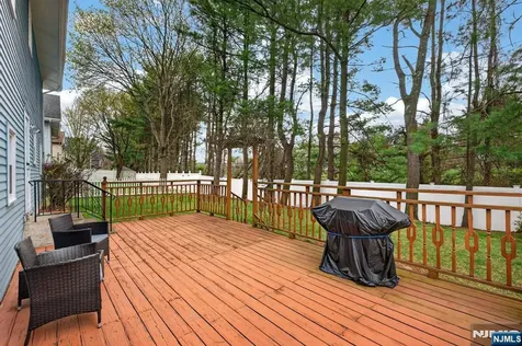7 Chicopee Drive Wayne NJ 07470