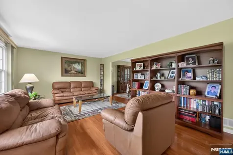 7 Chicopee Drive Wayne NJ 07470