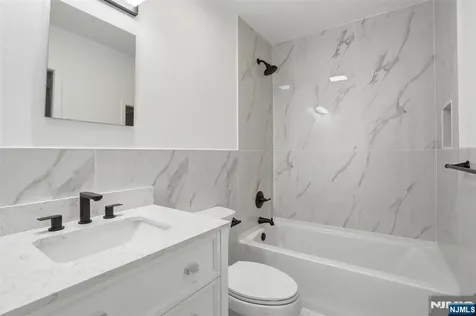 170 Knickerbocker Road Englewood NJ 07631