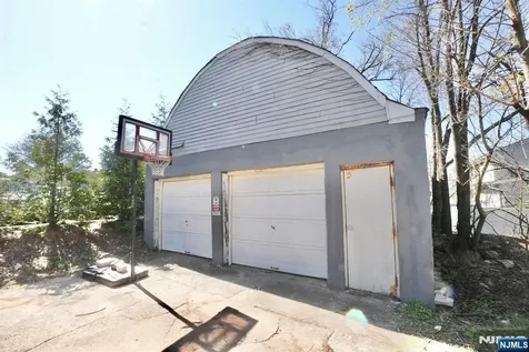 3 Laurel Avenue Maplewood NJ 07040