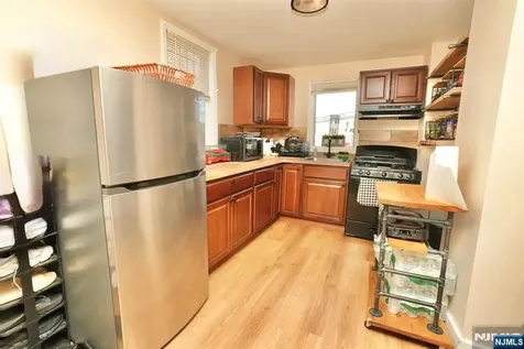 3 Laurel Avenue Maplewood NJ 07040