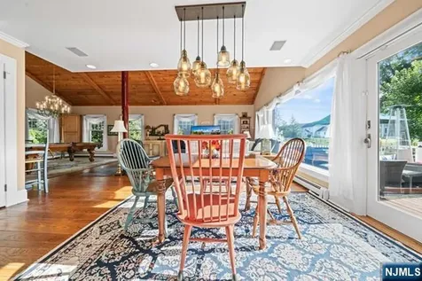 741 Charnwood Drive Wyckoff NJ 07481