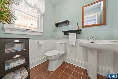 741 Charnwood Drive Wyckoff NJ 07481