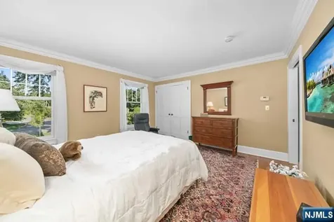 741 Charnwood Drive Wyckoff NJ 07481