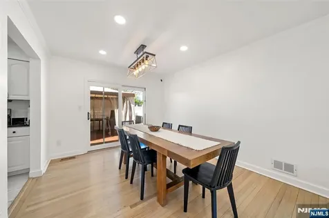 20 Blish Place Dumont NJ 07628
