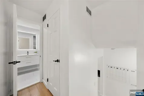 20 Blish Place Dumont NJ 07628