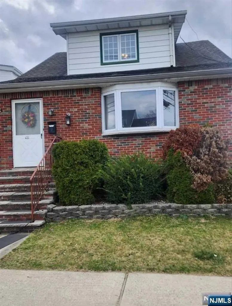 366 Kingsland Avenue Lyndhurst NJ 07071