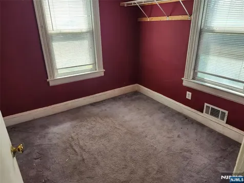 5 Locust Street Wanaque NJ 07420