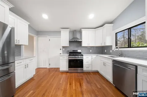 970 Soldier Hill Road Emerson NJ 07630