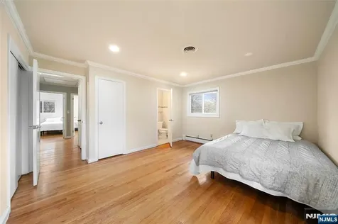 970 Soldier Hill Road Emerson NJ 07630