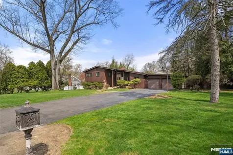 970 Soldier Hill Road Emerson NJ 07630
