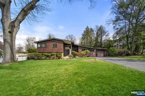 970 Soldier Hill Road Emerson NJ 07630