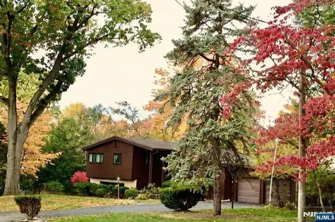 970 Soldier Hill Road Emerson NJ 07630
