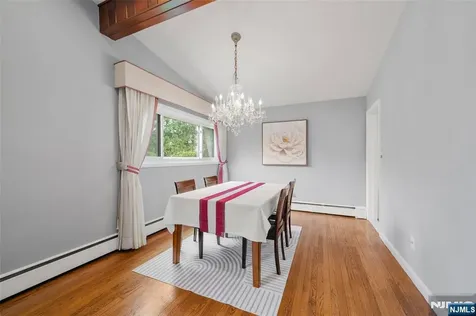 970 Soldier Hill Road Emerson NJ 07630