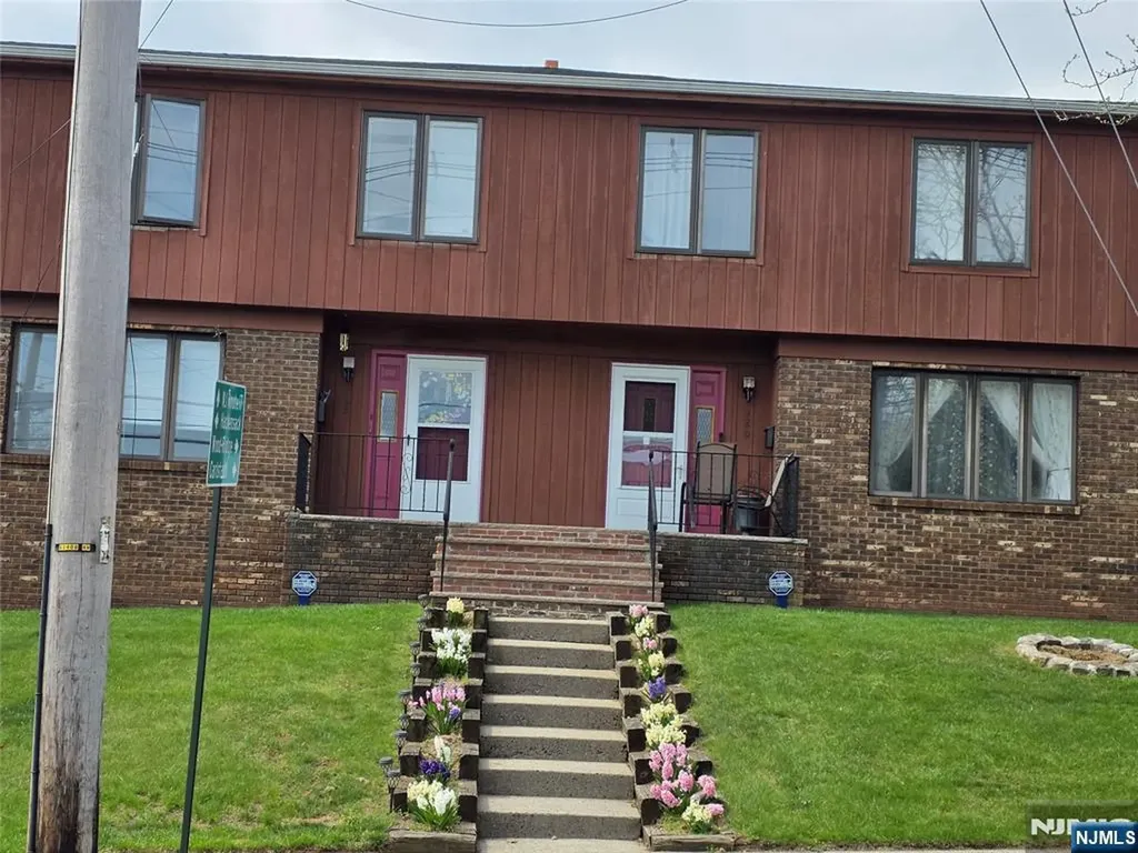 320-322 Williams Hasbrouck Heights NJ 07604