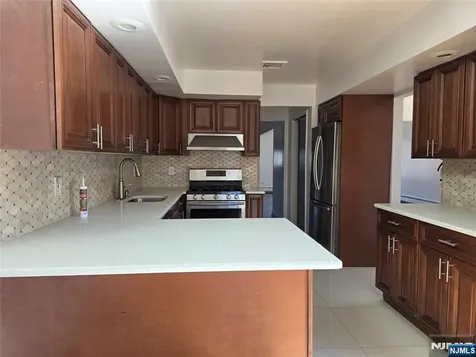 320-322 Williams Hasbrouck Heights NJ 07604