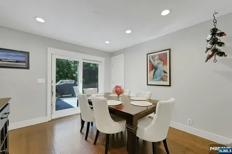 962 Pines Terrace Franklin Lakes NJ 07417