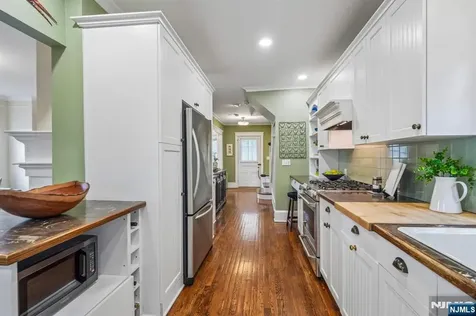 110 Sherman Place Maplewood NJ 07040