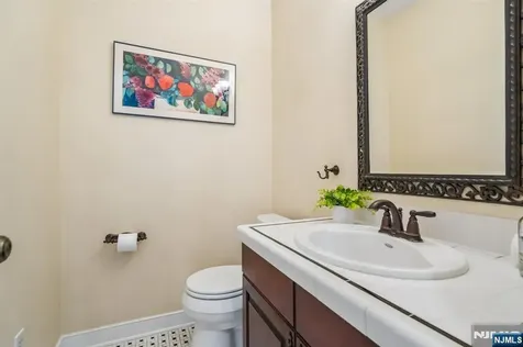 110 Sherman Place Maplewood NJ 07040