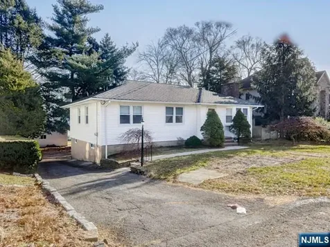 59 Herring Street Harrington Park NJ 07640