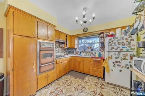 439 Bergen Boulevard Palisades Park NJ 07650