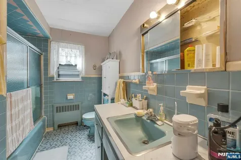 439 Bergen Boulevard Palisades Park NJ 07650