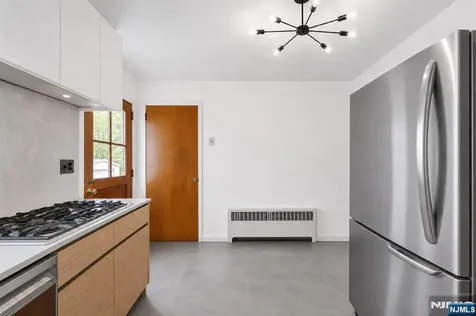 439 Bergen Boulevard Palisades Park NJ 07650