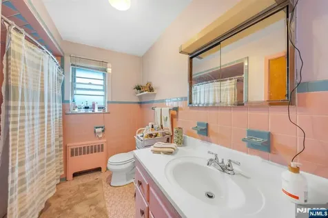 439 Bergen Boulevard Palisades Park NJ 07650