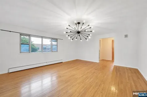 439 Bergen Boulevard Palisades Park NJ 07650