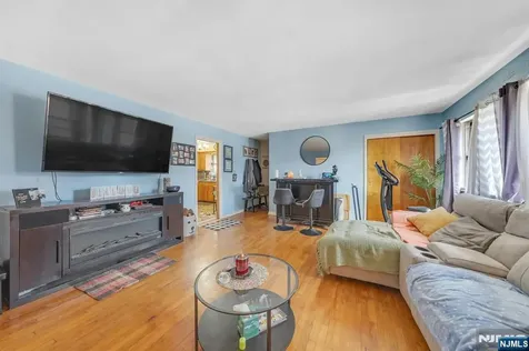 439 Bergen Boulevard Palisades Park NJ 07650