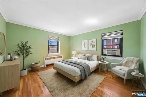 241 E Main Street Bergenfield NJ 07621