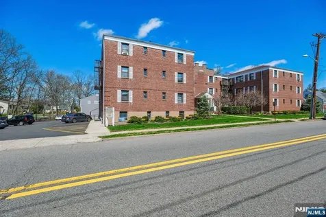 241 E Main Street Bergenfield NJ 07621