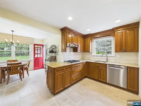 342 Beechwood Road Ridgewood NJ 07450