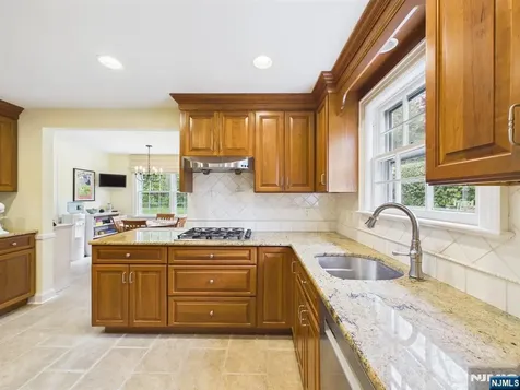 342 Beechwood Road Ridgewood NJ 07450