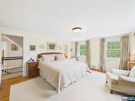 342 Beechwood Road Ridgewood NJ 07450