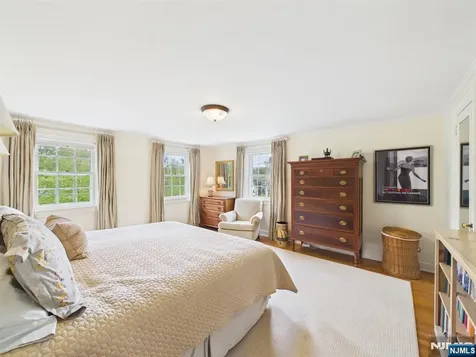 342 Beechwood Road Ridgewood NJ 07450