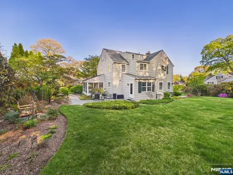 342 Beechwood Road Ridgewood NJ 07450