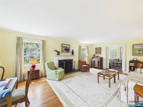 342 Beechwood Road Ridgewood NJ 07450