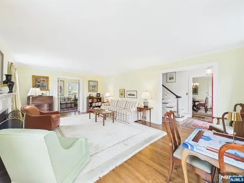 342 Beechwood Road Ridgewood NJ 07450
