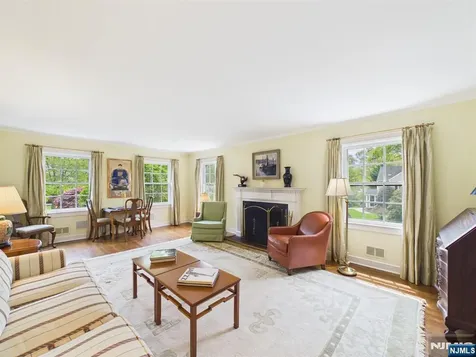 342 Beechwood Road Ridgewood NJ 07450