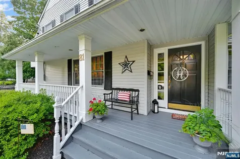 81 S 5th Street Park Ridge NJ 07656