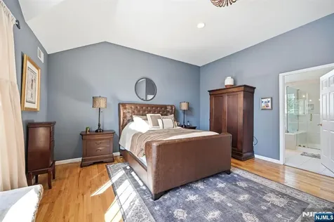 81 S 5th Street Park Ridge NJ 07656