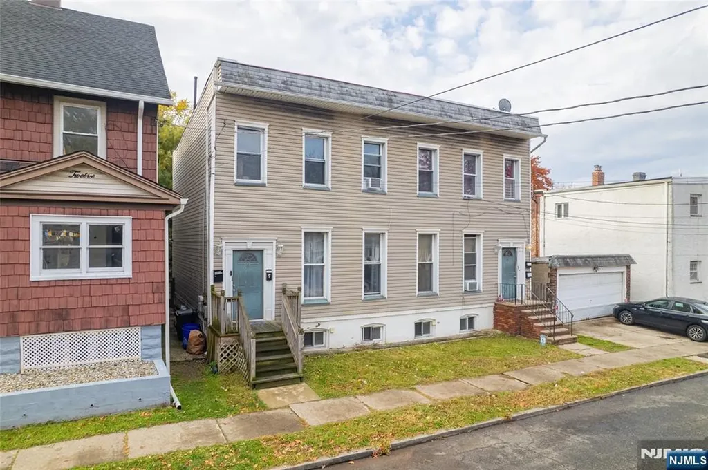 14-16 Crown Street Bloomfield NJ 07003