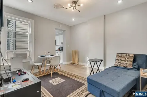 14-16 Crown Street Bloomfield NJ 07003