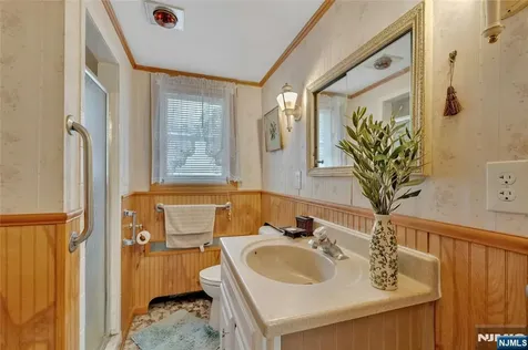 70 Skyline Drive Oakland NJ 07436